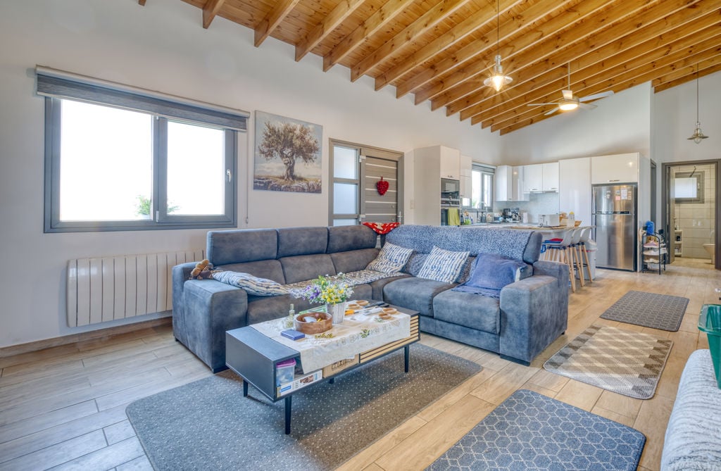 House in Frenaros - Image 3