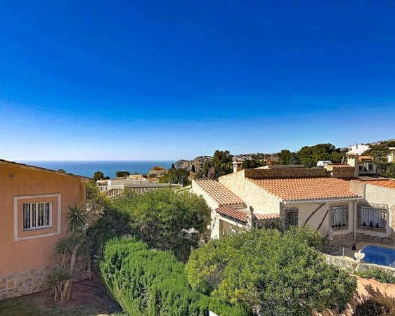 Apartment in Benitachell - view 1