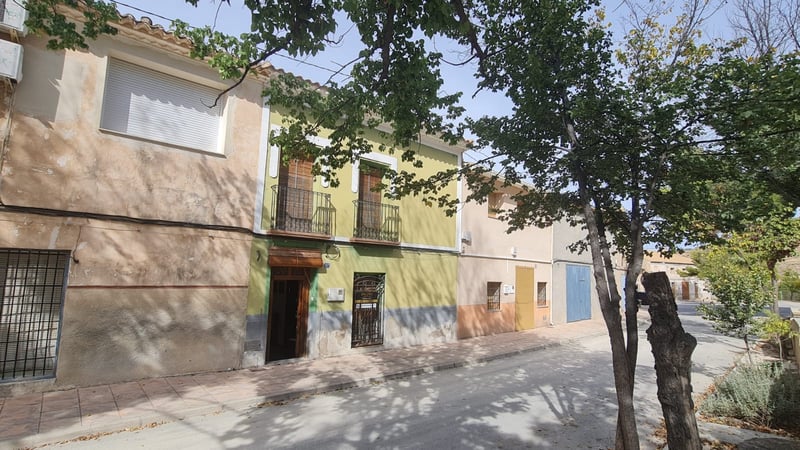 House in Pinoso - view 1