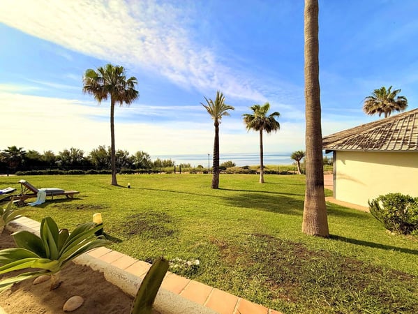 Apartment in Estepona - view 1
