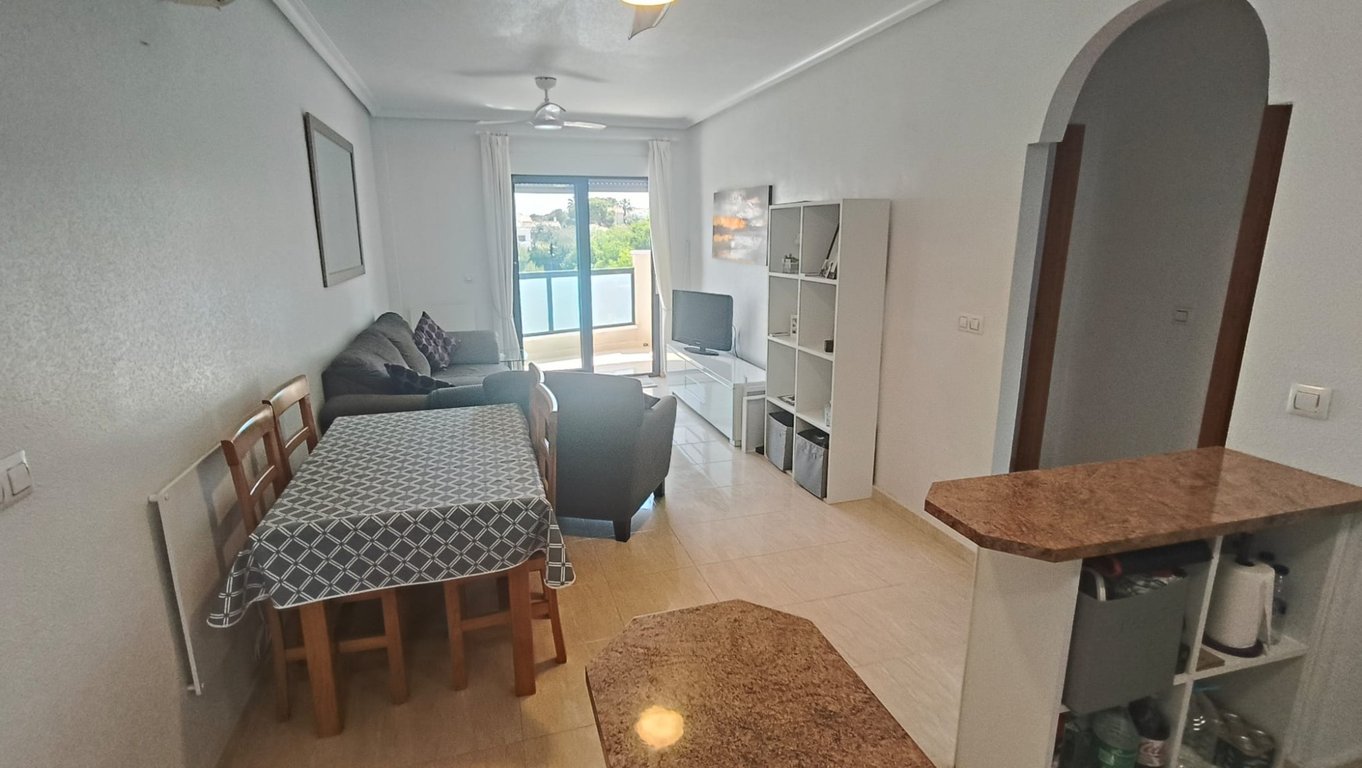 Apartment in La Zenia - Image 3