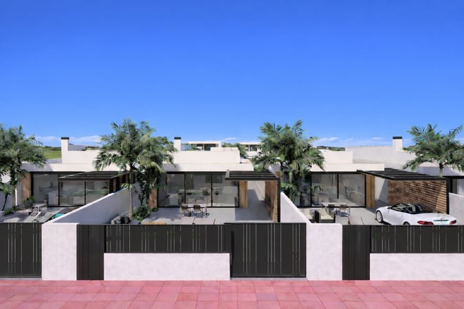 House in Los Alcazares - view 1