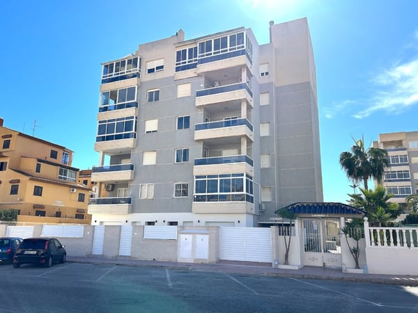 Apartment in Torrevieja - view 1