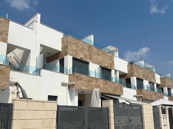 House in Villamartin - view 1
