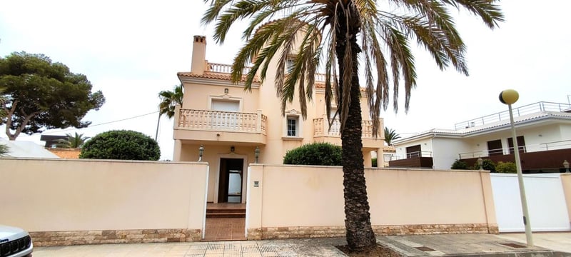House in Cabo Roig - view 1