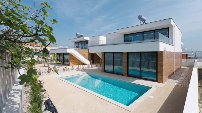 Villa in Salir do Porto - view 1