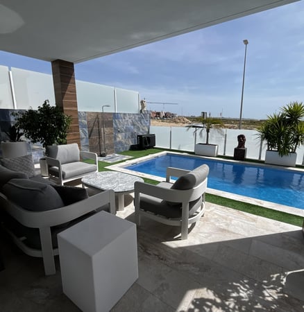 House in Algorfa - view 1