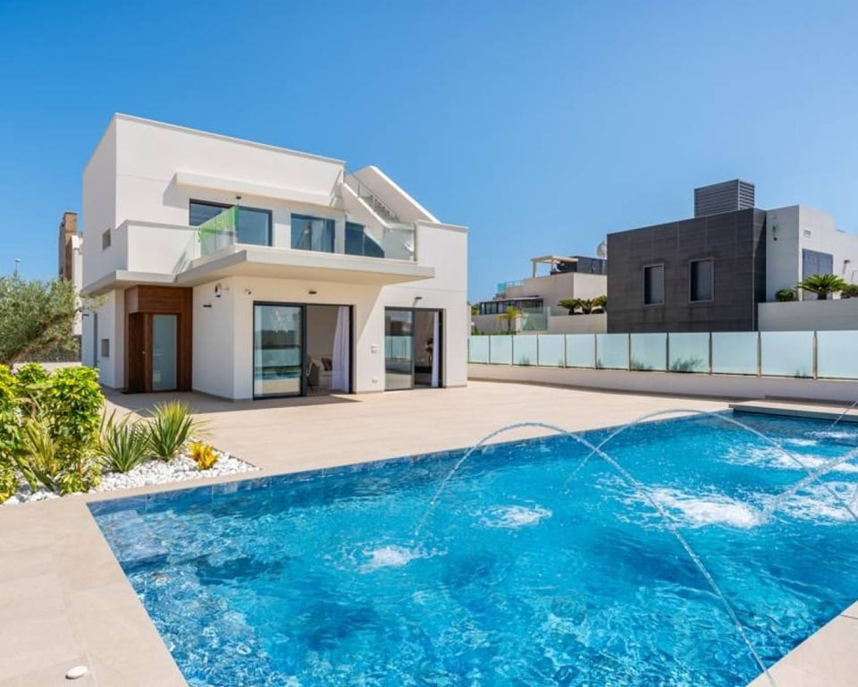 Villa in Dehesa de Campoamor - Image 2