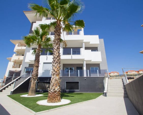 House in Dehesa de Campoamor - view 1