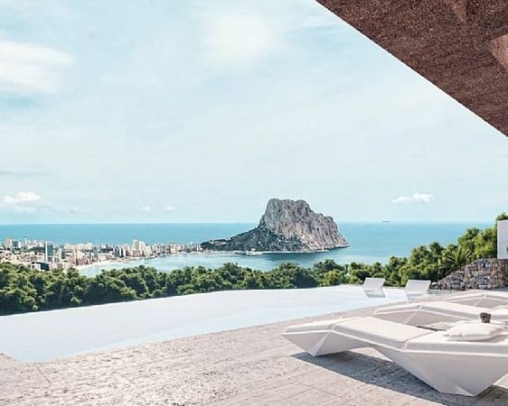 Villa in Calp - view 1