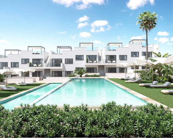 House in La Zenia - view 1