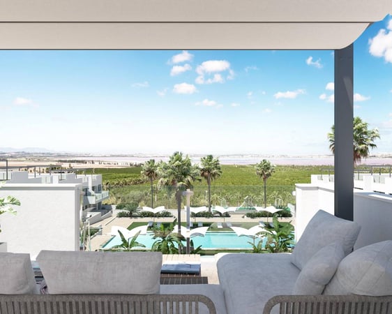House in La Zenia - view 1