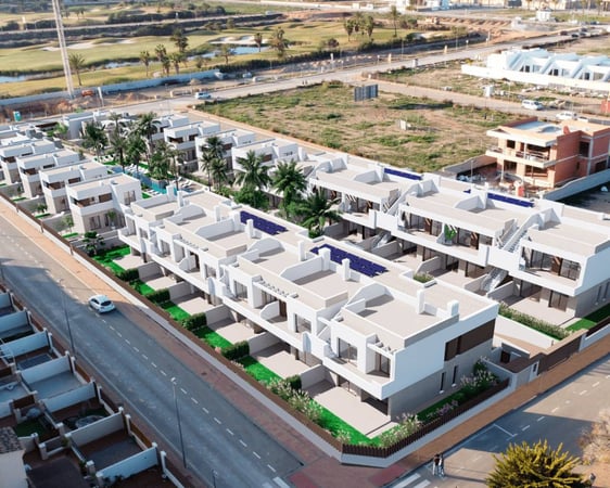 House in Los Alcazares - view 1