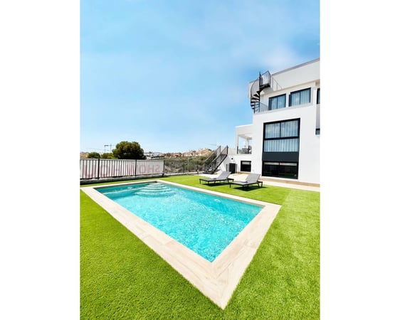 House in Algorfa - view 1
