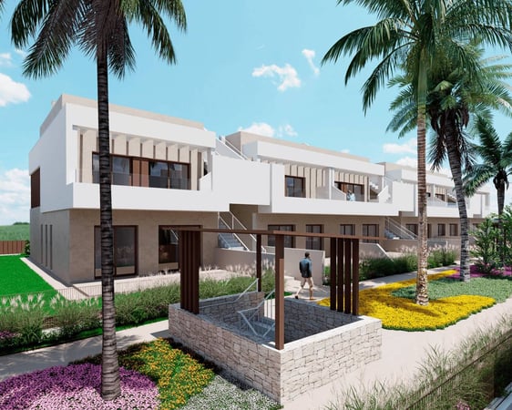House in Los Alcazares - view 1