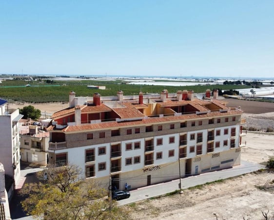 Apartment in Avileses - view 1
