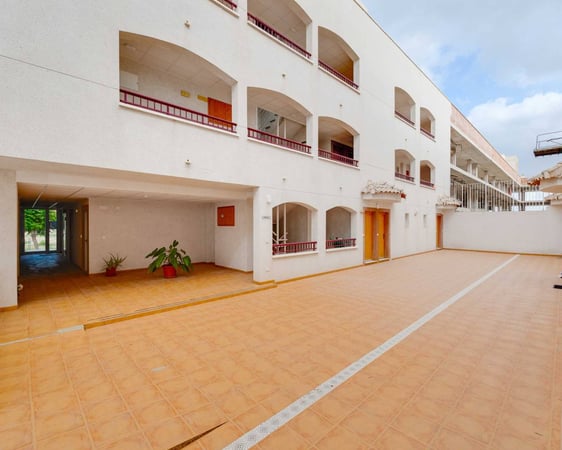 Apartment in San Fulgencio - view 1