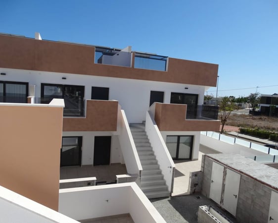 House in Pilar de la Horadada - view 1