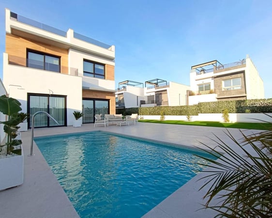 House in Benijofar - view 1