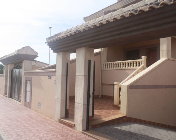 House in Punta Prima - view 1