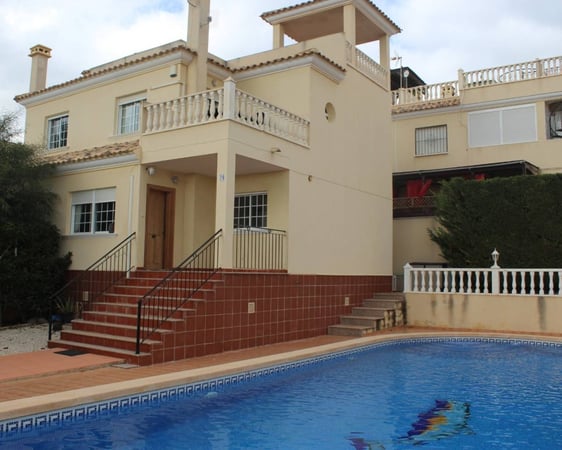 House in Algorfa - view 1