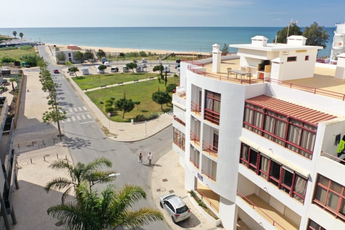 Apartment in Quarteira - view 1