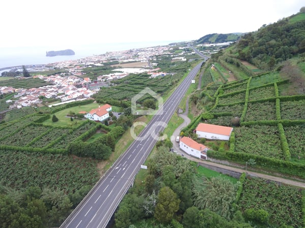 Villa in Ribeira Seca - view 1
