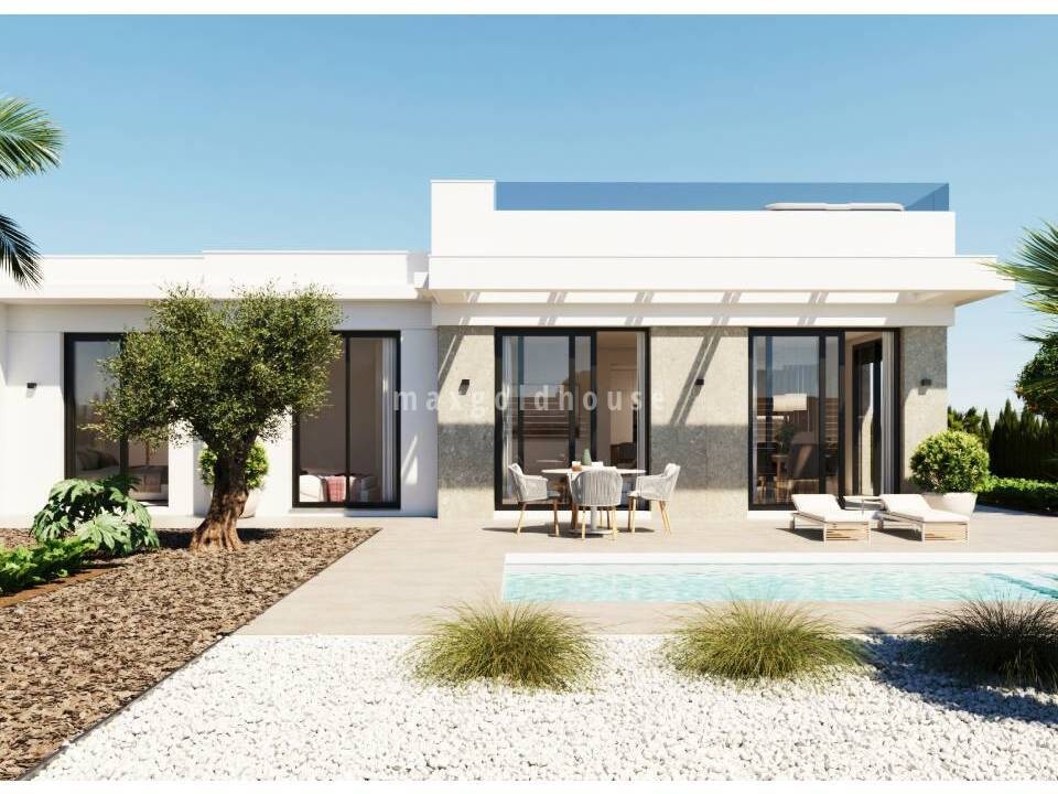 Villa in Hacienda del Alamo - Image 2