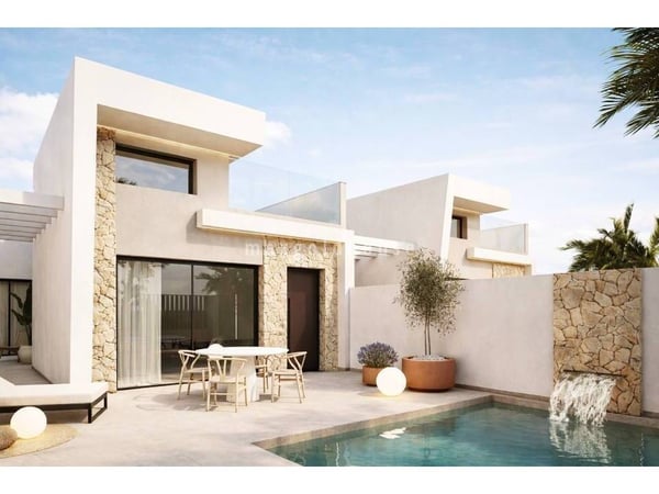Villa in Los Alcazares - view 1