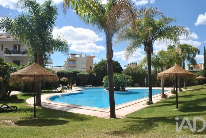 Apartment in Quarteira - view 1