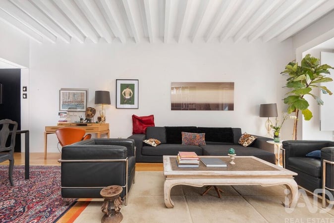 Apartment in Merces - view 1