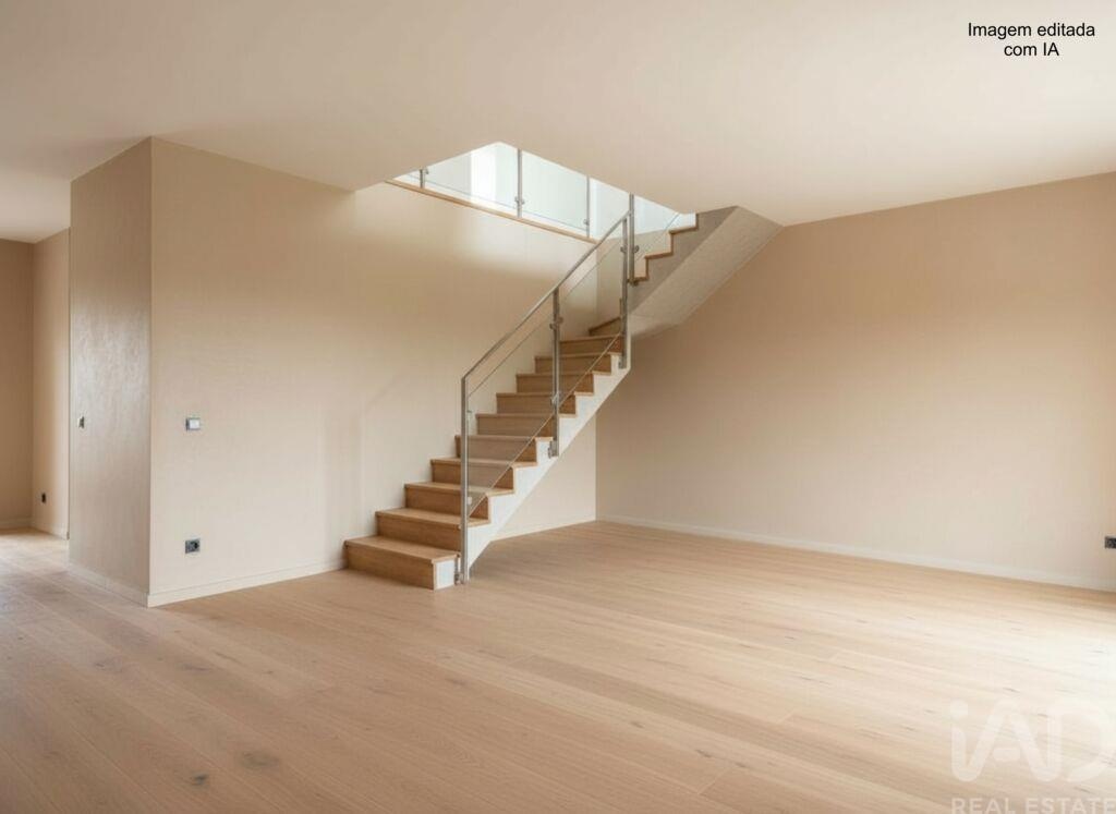 Apartment in Corroios - Image 2