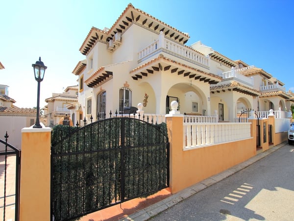 House in Cabo Roig - view 1