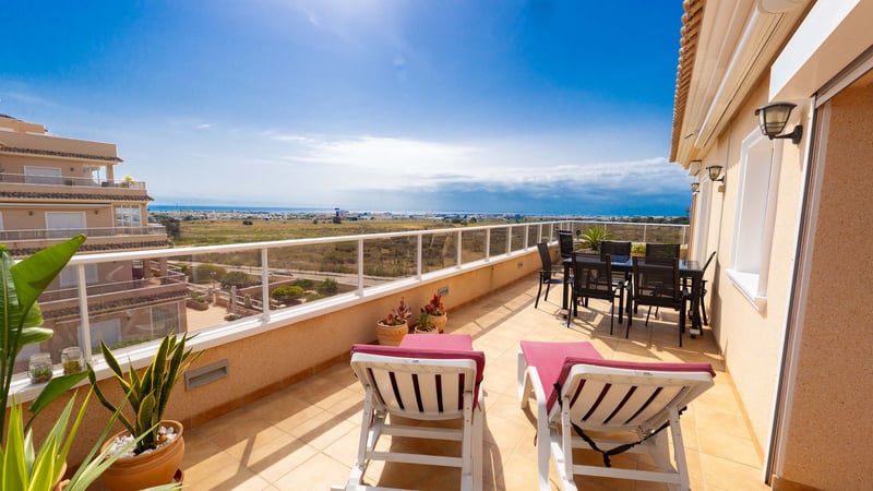 Apartment in Villamartin - view 1