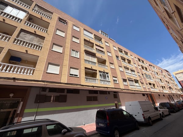 Apartment in Torrevieja - view 1