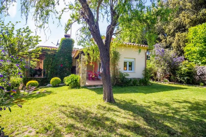 House in Romanya de la Selva - view 1