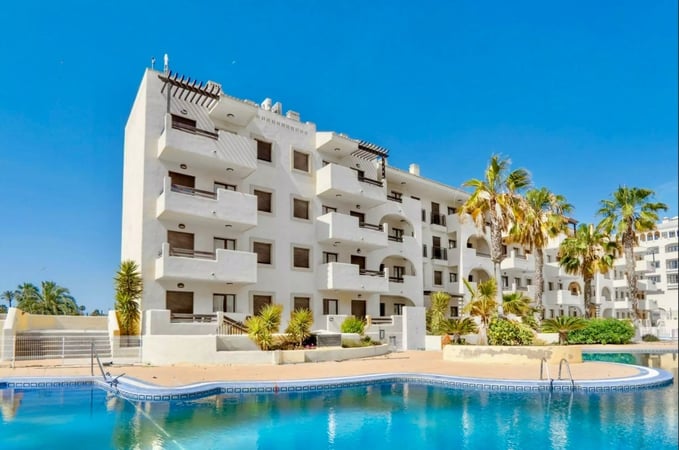 House in Los Alcazares - view 1