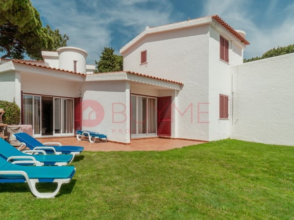 House in Quarteira - view 1