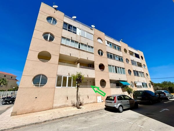 Apartment in Torrevieja - view 1