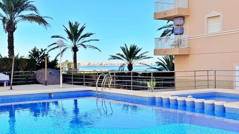 Apartment in Punta Prima - view 1