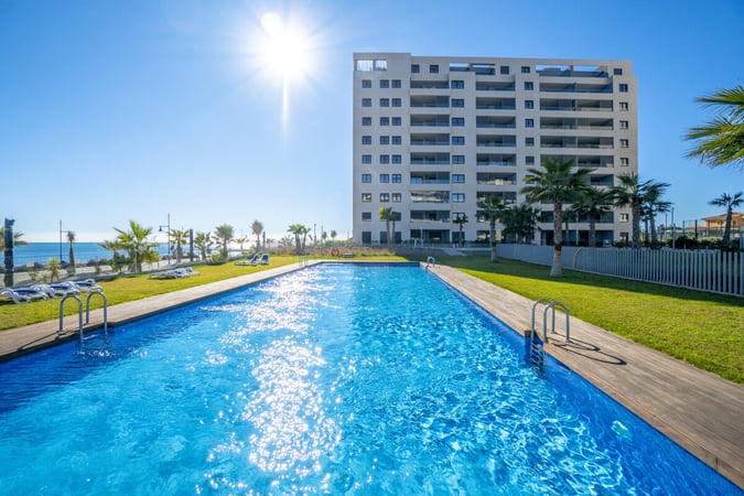 Apartment in Punta Prima - view 1