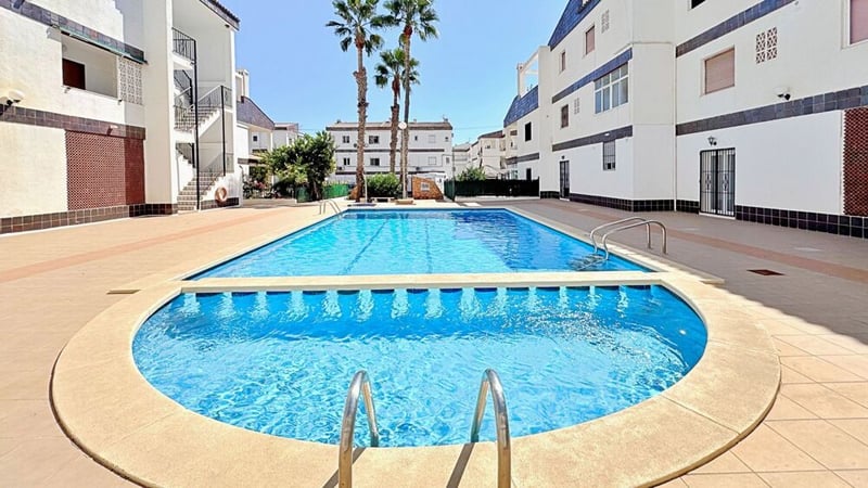 Apartment in Punta Prima - view 1