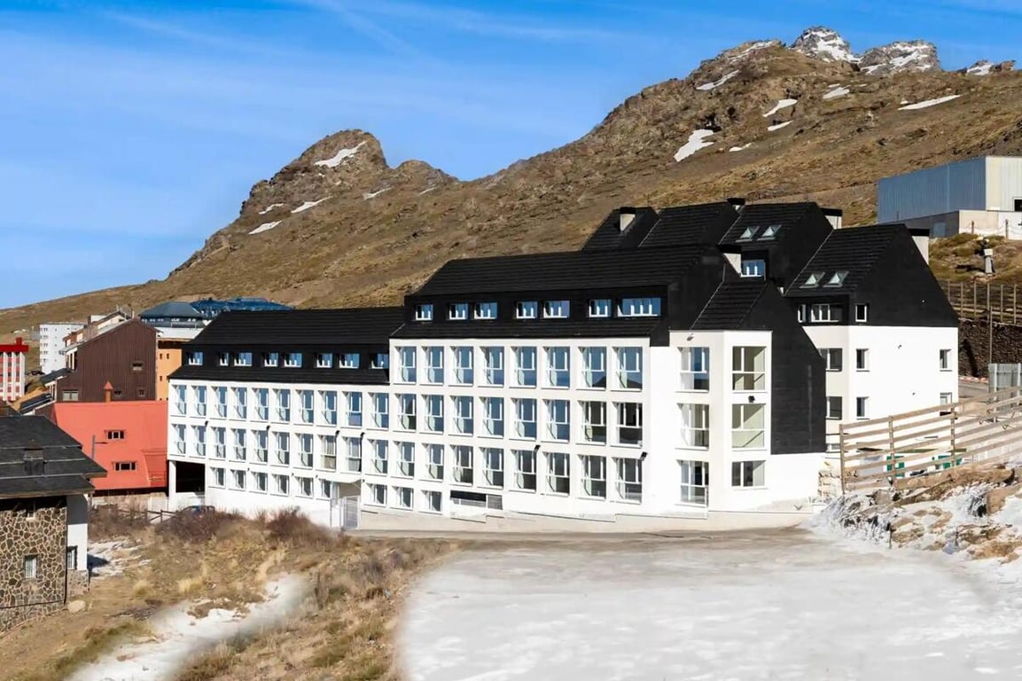 Penthouse in Monachil - Image 2