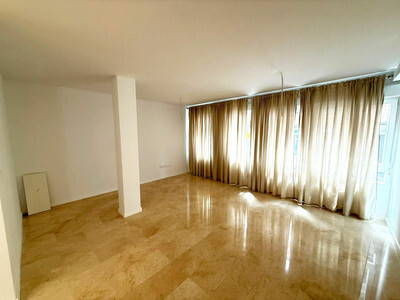 Apartment in Alicante - view 1