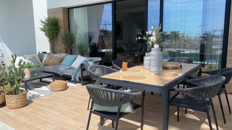 House in Alicante - view 1