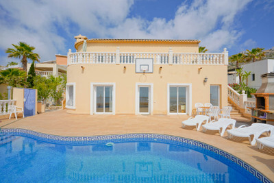 Villa in Benitachell - view 1