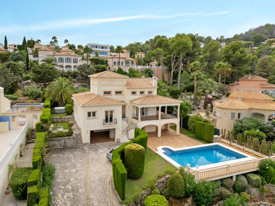 Villa in Sella - view 1