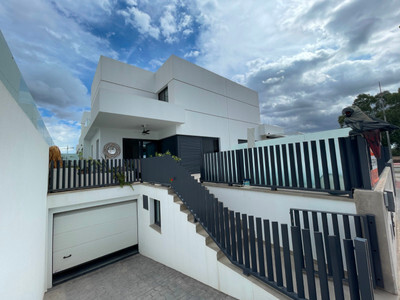 Villa in Dolores - view 1