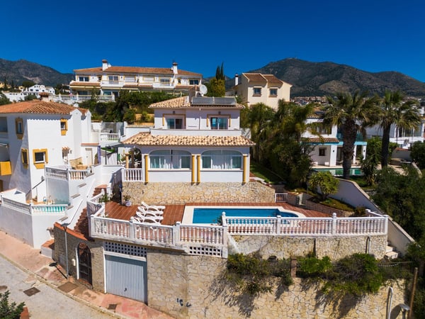Villa in Torreblanca - view 1