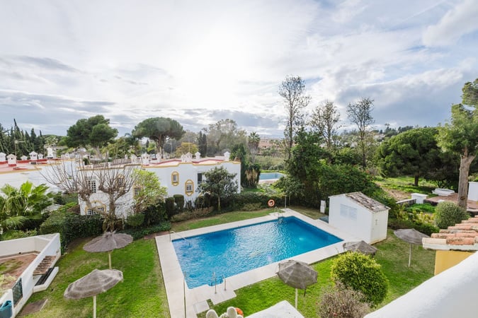 Apartment in Artola - view 1